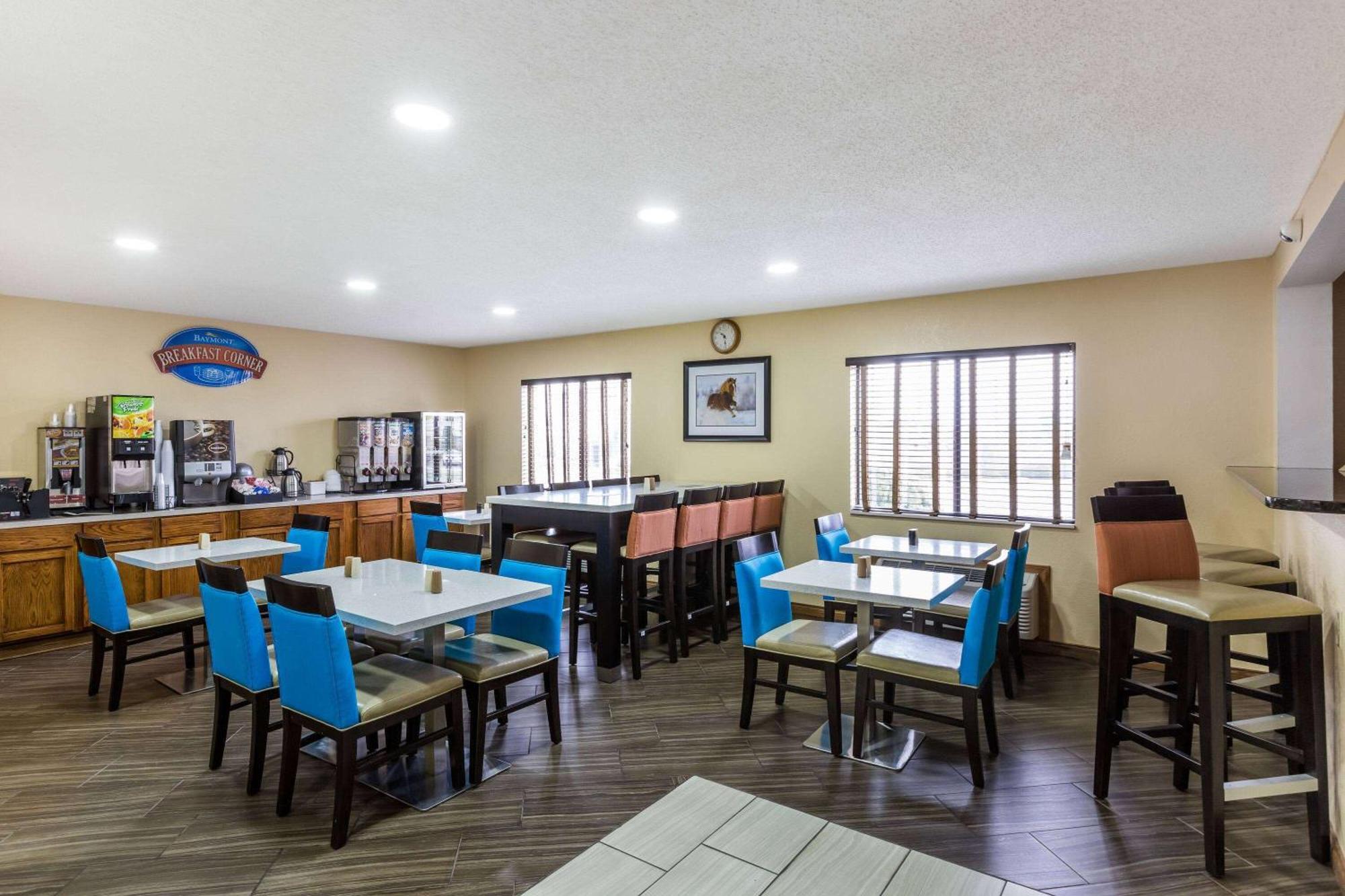 Baymont By Wyndham Louisville South I 65 Brooks Eksteriør bilde