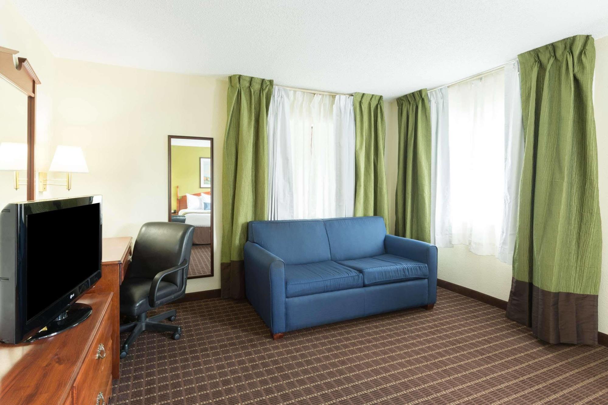 Baymont By Wyndham Louisville South I 65 Brooks Eksteriør bilde