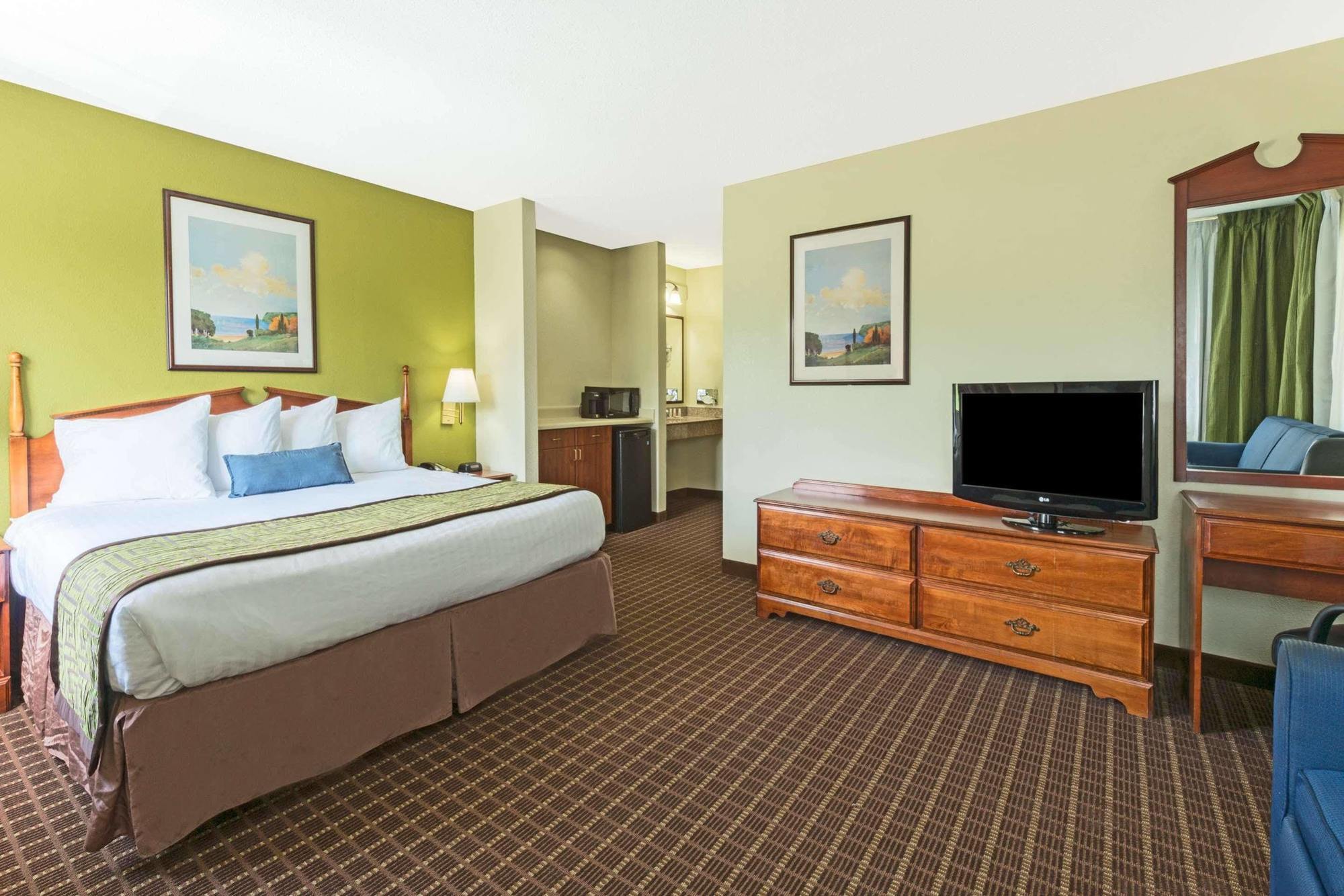 Baymont By Wyndham Louisville South I 65 Brooks Eksteriør bilde